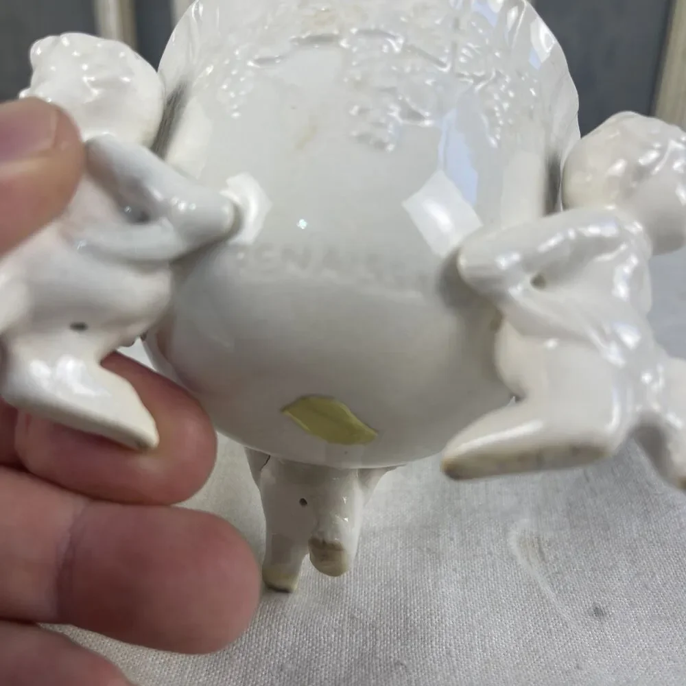 Vintage White Ceramic Planter w/ 3 Cherubs - Embossed Grapes Lefton Japan